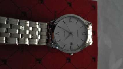 羅西尼雅尊商務R5457W01D 精致設計，靜享精準時光